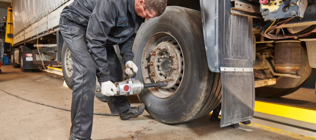 lkw service reparaturen